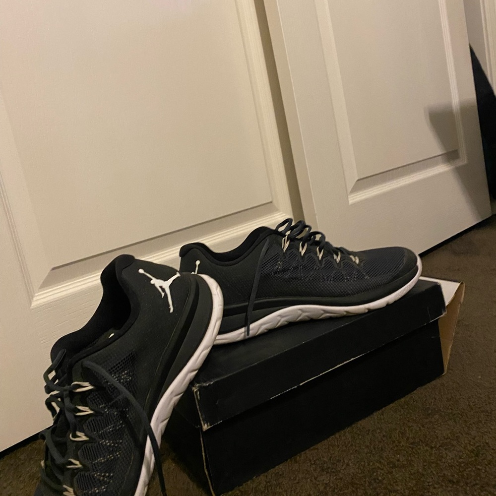 Jordan Flight Runner 2